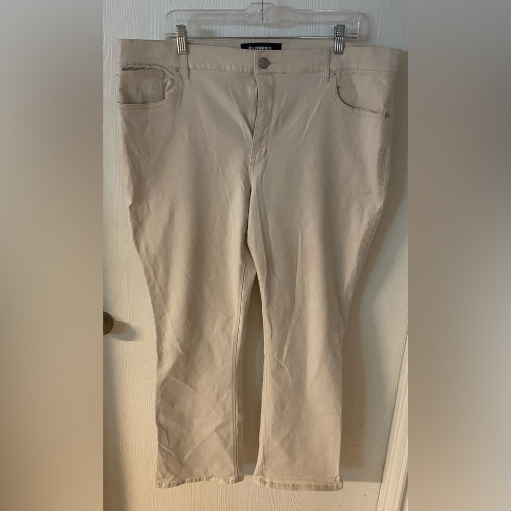 Khaki pants